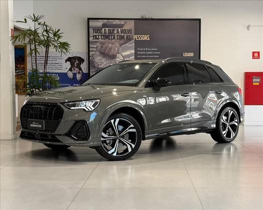 AUDI Q3 2.0 40 TFSI GASOLINA PERFORMANCE BLACK PLUS QUATTRO TIPTRONIC AUDI Q3 2.0 40 TFSI GASOLINA PERFORMANCE BLACK PLUS QUATTRO TIPTRONIC